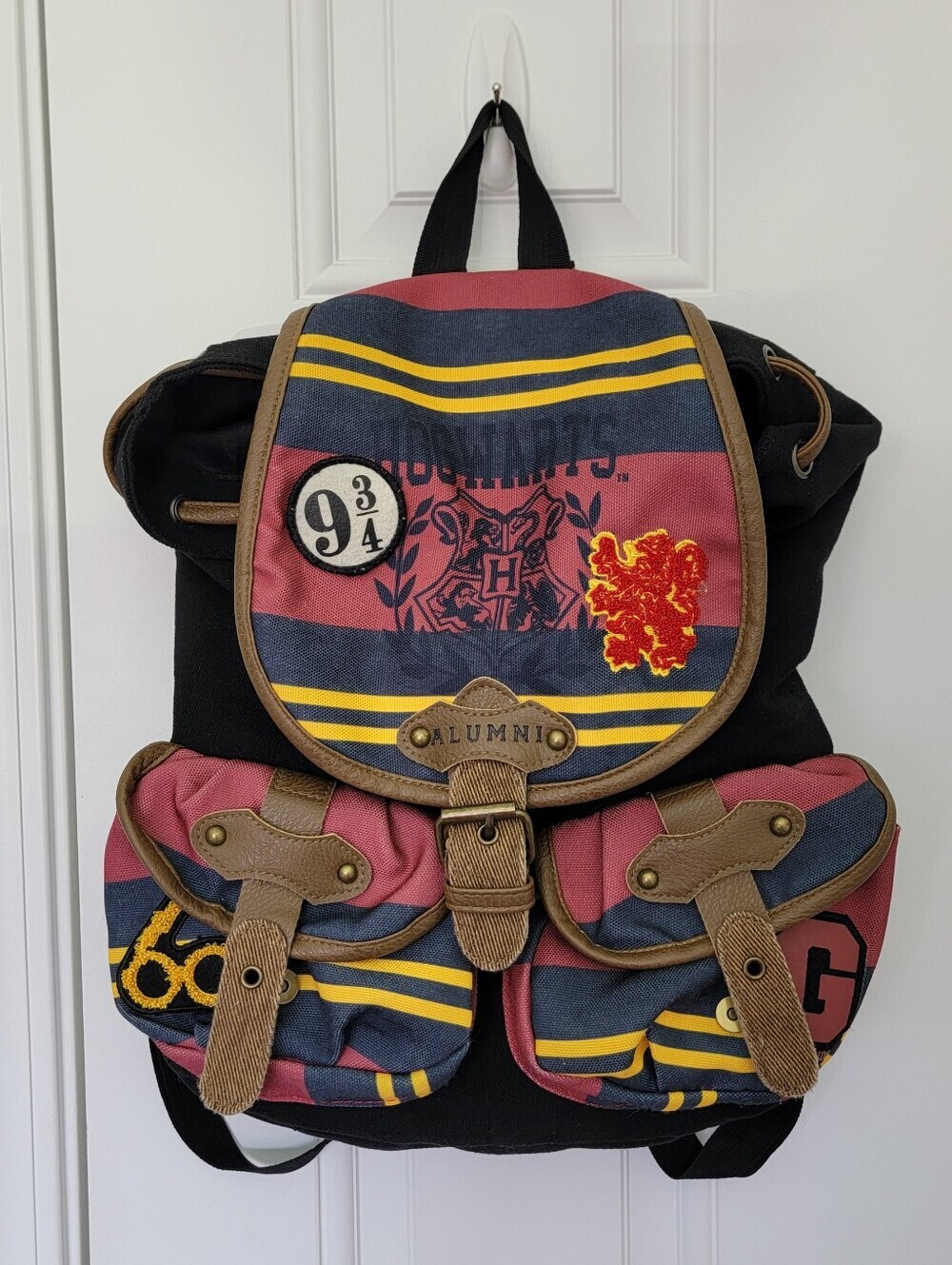 Harry Potter Hogwarts Gryffindor Alumni Canvas Satchel Backpack Platform 9&3/4